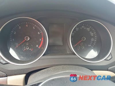 Zdjęcie 9 z 12 samochodu: 2018 VOLKSWAGEN JETTA SE VIN:3VWDB7AJ0JM259319 - miniatura