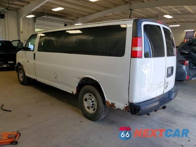Drugie zdjęcie samochodu z przodu: 2011 CHEVROLET EXPRESS G3500 LS VIN:1GNZGZHG9B1100871 - miniatura