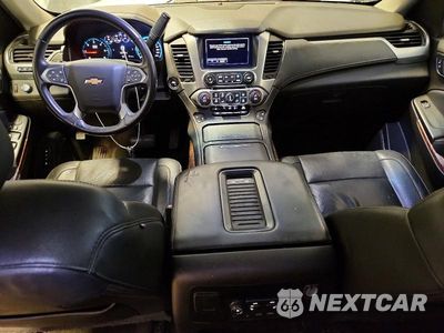 Zdjęcie 8 z 13 samochodu: 2017 CHEVROLET SUBURBAN C1500 PREMIER VIN:1GNSCJKC6HR344802 - miniatura