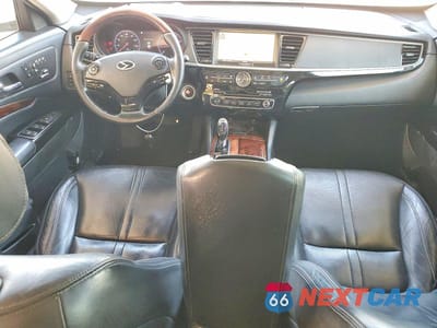 Zdjęcie 8 z 12 samochodu: 2015 KIA K900 LUXURY VIN:KNALW4D48F6017096 - miniatura