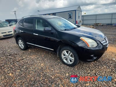 Czwarte zdjęcie samochodu z boku: 2013 NISSAN ROGUE S VIN:JN8AS5MV3DW130105 - miniatura