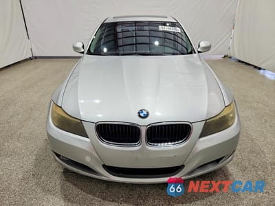 Piąte zdjęcie samochodu w środku: 2009 BMW 328 I SULEV VIN:WBAPH53509A433916 - miniatura