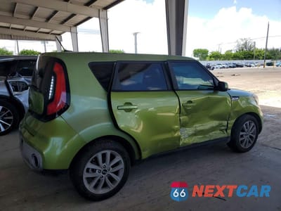 Trzecie zdjęcie samochodu z tyłu: 2017 KIA SOUL + VIN:KNDJP3A54H7881333 - miniatura