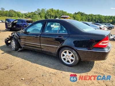 Drugie zdjęcie samochodu z przodu: 2003 MERCEDES-BENZ C 240 4MATIC VIN:WDBRF81J43F374283 - miniatura