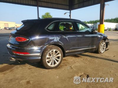 Trzecie zdjęcie samochodu z tyłu: 2021 BENTLEY BENTAYGA VIN:SJAAM2ZV4MC034015 - miniatura