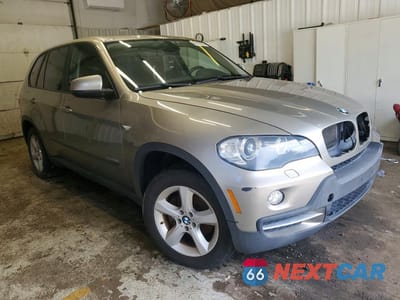 Czwarte zdjęcie samochodu z boku: 2010 BMW X5 XDRIVE30I VIN:5UXFE4C51AL383441 - miniatura