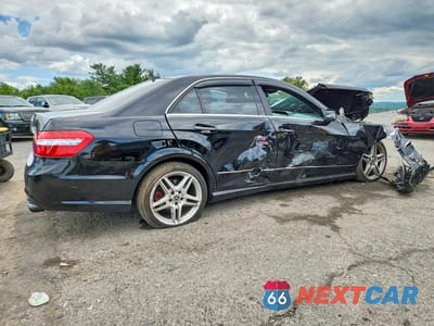 Trzecie zdjęcie samochodu z tyłu: 2011 MERCEDES-BENZ E 350 VIN:WDDHF5GB1BA380412 - miniatura