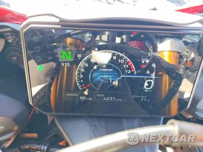 Zdjęcie 7 z 9 samochodu: 2026 YAMAHA YZF690 S VIN:JYARM60E5TA000919 - miniatura