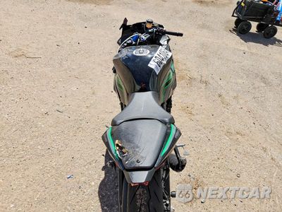 Zdjęcie 6 z 9 samochodu: 2026 KAWASAKI ZX636 K VIN:JKBZXJK13TA015420 - miniatura