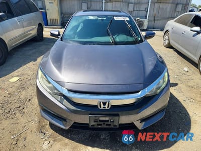 Piąte zdjęcie samochodu w środku: 2017 HONDA CIVIC EX VIN:2HGFC2F70HH503506 - miniatura