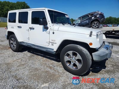 Czwarte zdjęcie samochodu z boku: 2017 JEEP WRANGLER UNLIMITED SAHARA VIN:1C4BJWEG7HL594174 - miniatura