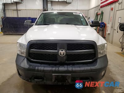Piąte zdjęcie samochodu w środku: 2022 RAM 1500 CLASSIC TRADESMAN VIN:1C6RR7ST6NS232425 - miniatura