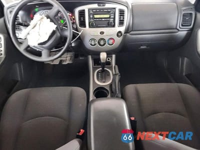 Zdjęcie 8 z 13 samochodu: 2006 MAZDA TRIBUTE I VIN:4F2YZ92Z56KM26238 - miniatura