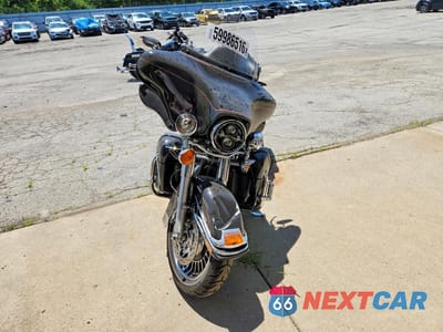 Drugie zdjęcie samochodu z przodu: 2013 HARLEY-DAVIDSON FLHTCU ULTRA CLASSIC ELECTRA GLIDE VIN:1HD1FLM19DB636352 - miniatura