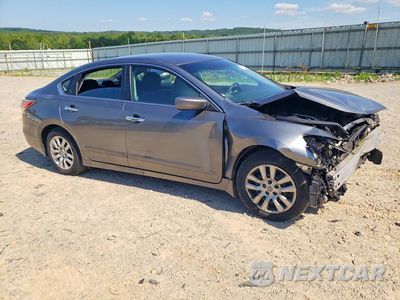 Czwarte zdjęcie samochodu z boku: 2015 NISSAN ALTIMA 2.5 S VIN:1N4AL3AP3FC589180 - miniatura