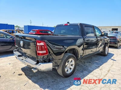 Trzecie zdjęcie samochodu z tyłu: 2024 RAM 1500 LARAMIE VIN:1C6RREJT2RN218645 - miniatura