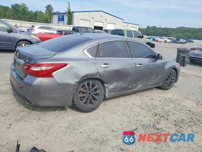 Trzecie zdjęcie samochodu z tyłu: 2018 NISSAN ALTIMA 2.5 SL VIN:1N4AL3AP9JC145097 - miniatura