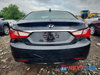 Zdjęcie 6 z 13 samochodu: 2011 HYUNDAI SONATA SE VIN:5NPEC4ACXBH060435 - miniatura