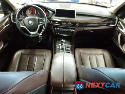 Zdjęcie 8 z 13 samochodu: 2014 BMW X5 XDRIVE35D VIN:5UXKS4C53E0J95910 - miniatura
