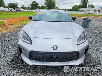 Piąte zdjęcie samochodu w środku: 2025 TOYOTA GR86 PREMIUM VIN:JF1ZNBE13S9753225 - miniatura