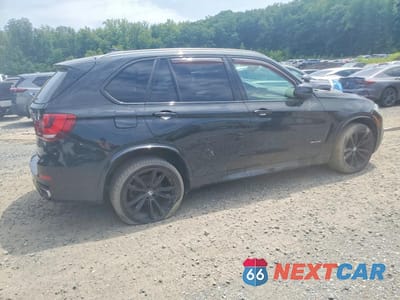 Trzecie zdjęcie samochodu z tyłu: 2017 BMW X5 SDRIVE35I VIN:5UXKR2C38H0X03744 - miniatura