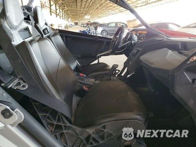 Piąte zdjęcie samochodu w środku: 2024 CAN-AM MAVERICK X3 DS TURBO VIN:3JBVGAY4XRE001677 - miniatura
