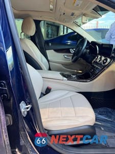 Piąte zdjęcie samochodu w środku: 2019 MERCEDES-BENZ C 300 VIN:WDDWF8DB9KR482992 - miniatura