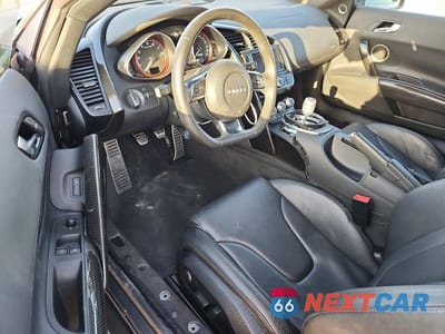 Zdjęcie 8 z 13 samochodu: 2012 AUDI R8 5.2 QUATTRO VIN:WUAGNAFG5CN001102 - miniatura