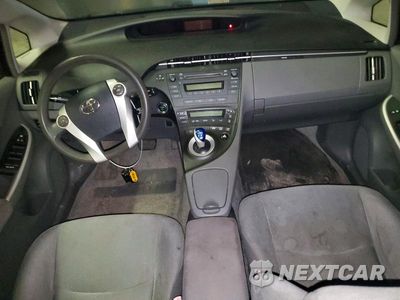 Zdjęcie 8 z 12 samochodu: 2010 TOYOTA PRIUS II VIN:JTDKN3DU4A5025206 - miniatura
