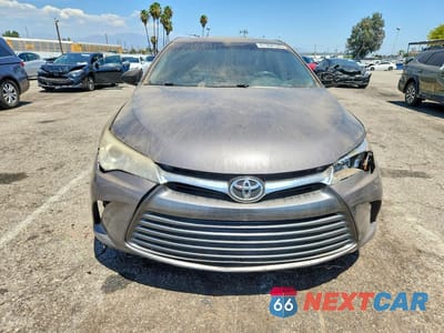 Piąte zdjęcie samochodu w środku: 2016 TOYOTA CAMRY LE VIN:4T4BF1FK4GR571579 - miniatura