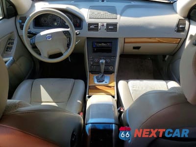 Zdjęcie 8 z 14 samochodu: 2005 VOLVO XC90 VIN:YV1CN592551138080 - miniatura
