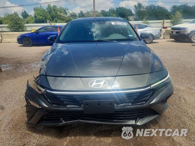 Piąte zdjęcie samochodu w środku: 2026 HYUNDAI ELANTRA SEL SPORT VIN:KMHLM4DG2TU097775 - miniatura