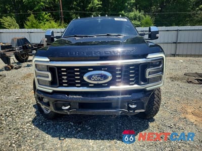 Piąte zdjęcie samochodu w środku: 2023 FORD F350 SUPER DUTY VIN:1FT8W3DM3PED14349 - miniatura
