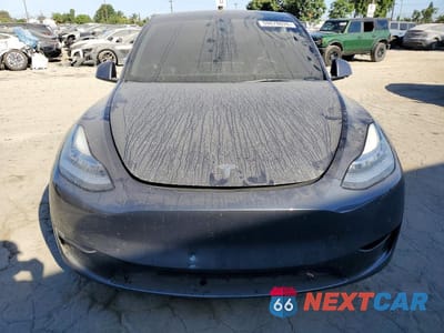 Piąte zdjęcie samochodu w środku: 2021 TESLA MODEL Y VIN:5YJYGDEE7MF213870 - miniatura