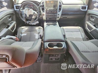 Zdjęcie 8 z 12 samochodu: 2021 NISSAN TITAN SV VIN:1N6AA1EF5MN514047 - miniatura
