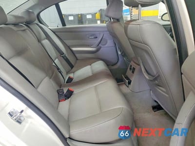 Zdjęcie 10 z 12 samochodu: 2006 BMW 330 I VIN:WBAVB33556PS15931 - miniatura