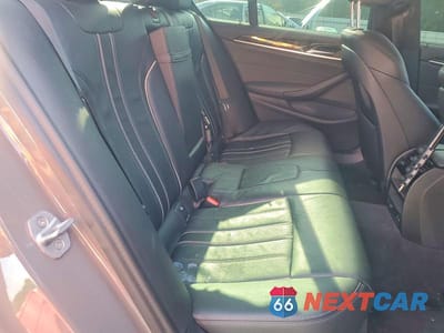 Zdjęcie 10 z 12 samochodu: 2021 BMW 540 I VIN:WBA53BJ01MCF53722 - miniatura