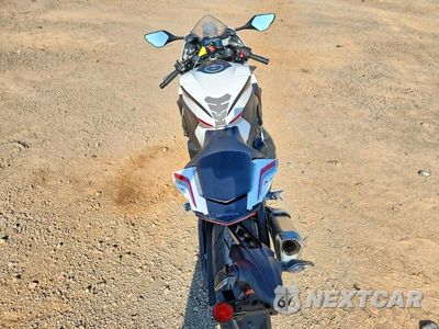 Zdjęcie 6 z 9 samochodu: 2026 HONDA CBR1000 RR VIN:JH2SC7715TK900318 - miniatura