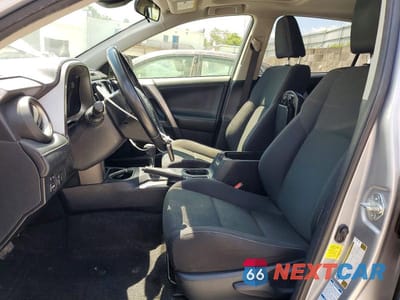 Zdjęcie 7 z 13 samochodu: 2018 TOYOTA RAV4 HYBRID XLE VIN:JTMRJREV1JD222957 - miniatura