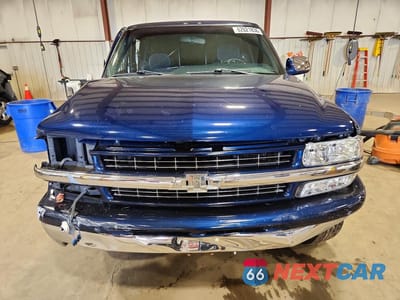 Piąte zdjęcie samochodu w środku: 1999 CHEVROLET SILVERADO K1500 VIN:2GCEK19T6X1220387 - miniatura