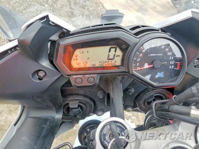Zdjęcie 7 z 9 samochodu: 2014 YAMAHA FZ1 S VIN:JYARN17E2EA009358 - miniatura