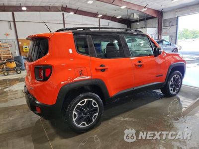 Trzecie zdjęcie samochodu z tyłu: 2016 JEEP RENEGADE TRAILHAWK VIN:ZACCJBCT1GPC53778 - miniatura
