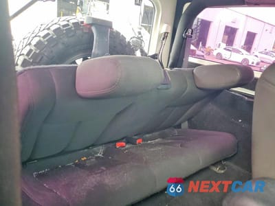 Zdjęcie 10 z 12 samochodu: 2017 JEEP WRANGLER SPORT VIN:1C4AJWAG2HL553274 - miniatura