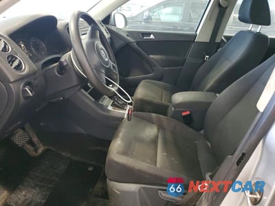 Zdjęcie 7 z 13 samochodu: 2012 VOLKSWAGEN TIGUAN S VIN:WVGBV7AXXCW542699 - miniatura