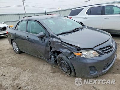 Czwarte zdjęcie samochodu z boku: 2013 TOYOTA COROLLA LE VIN:2T1BU4EEXDC127312 - miniatura