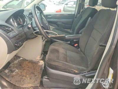 Zdjęcie 7 z 13 samochodu: 2016 DODGE GRAND CARAVAN SE VIN:2C4RDGBG8GR109434 - miniatura