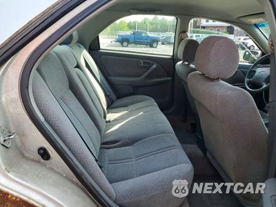 Zdjęcie 10 z 12 samochodu: 2001 TOYOTA CAMRY LE VIN:4T1BG22K41U021079 - miniatura