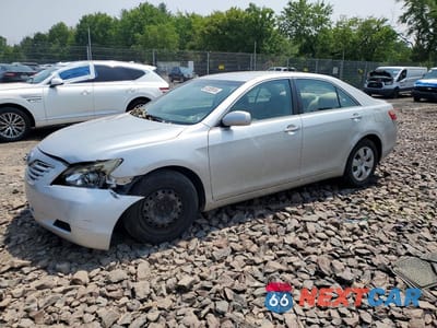 2007 TOYOTA CAMRY CE 4T1BE46K27U710879 - główne zdjęcie licytacji z USA - miniatura
