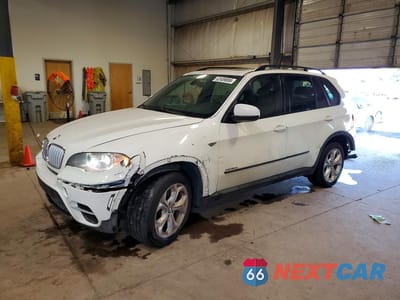 2013 BMW X5 XDRIVE50I 5UXZV8C5XD0C17383 - główne zdjęcie licytacji z USA - miniatura