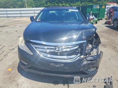 Piąte zdjęcie samochodu w środku: 2013 HYUNDAI SONATA SE 2.0T VIN:5NPEC4ABXDH782708 - miniatura
